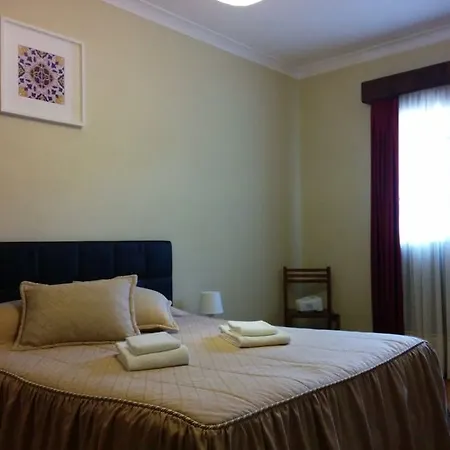 Home Geres Hostel Geres